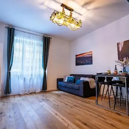 Relax Self Check-in & Free Parking Apartment
